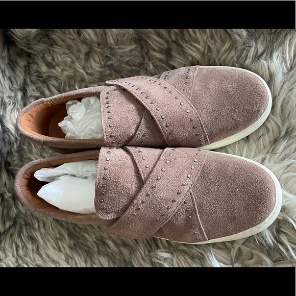 NIB FRYE Nina stud slip on dusty rose suede shoes - Picture 5 of 7